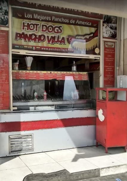 Hot Dogs Pancho Villa · foto 1