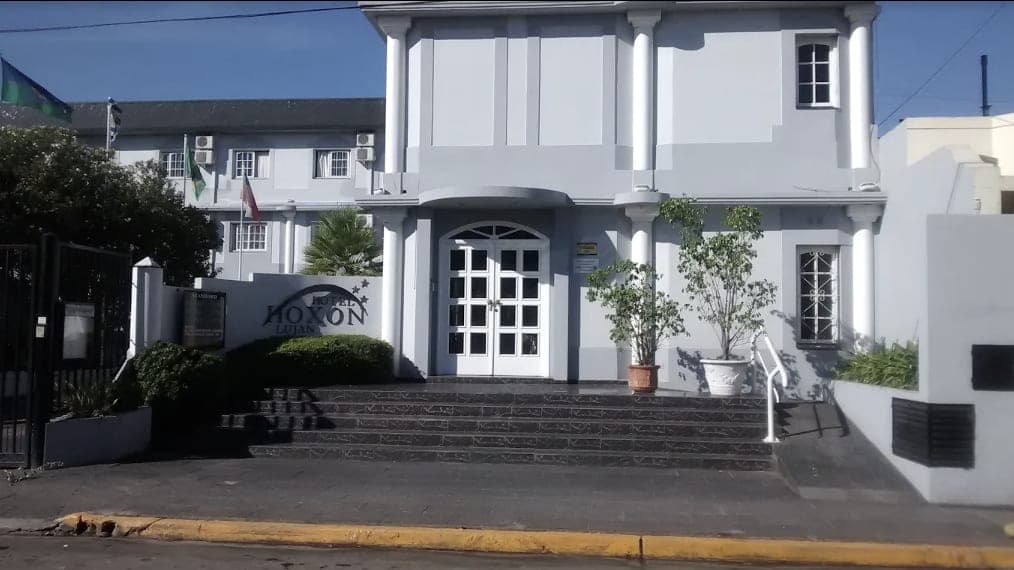 Hotel Hoxon Luján
